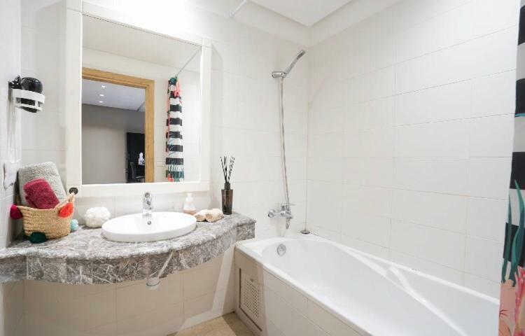 Luxurious&Elegant Flat Διαμέρισμα Καζαμπλάνκα Εξωτερικό φωτογραφία